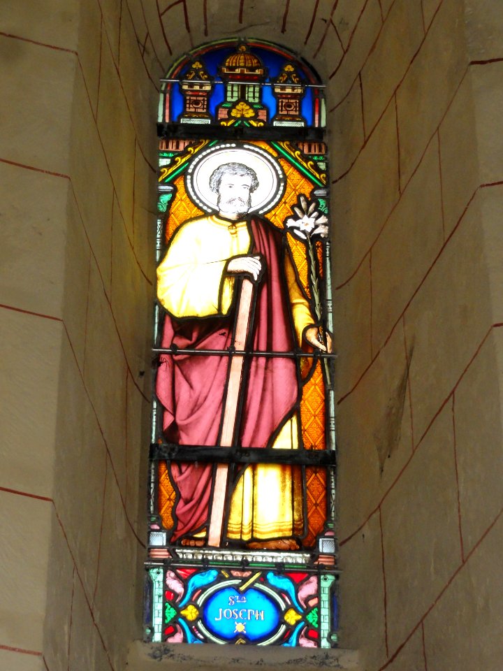 Église_Saint-Hilaire_de_Melle,_vitrail_11