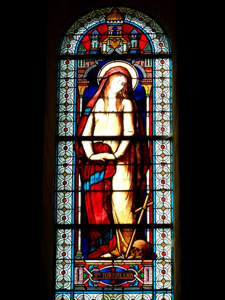 Église_Saint-Hilaire_de_Melle,_vitrail_01