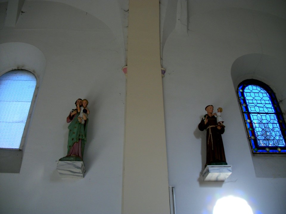 Église_Saint-Médard_de_Lombrès_11