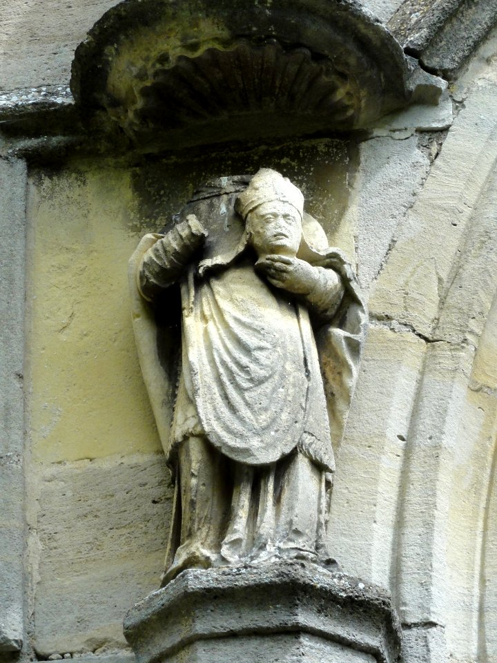 Église_Saint-Médard_de_Rancourt-sur-Ornain_(05),_statue_façade