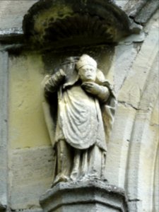Église_Saint-Médard_de_Rancourt-sur-Ornain_(05),_statue_façade