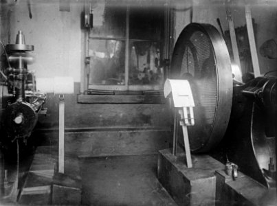 9x12_Kappen_veiligheidsslinger_gasfabriek_Zaltbommel,_Bestanddeelnr_256-0174