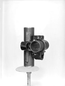 9x12_Konkle_klem_stalen_steigers,_Bestanddeelnr_256-0628
