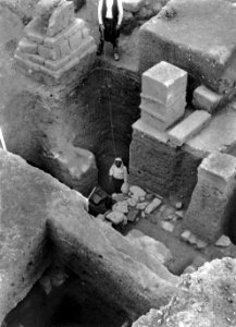 Öster_om_kultrummet_I-III,_djupgrävning._Kition._Larnaca_-_SMVK_-_C01759