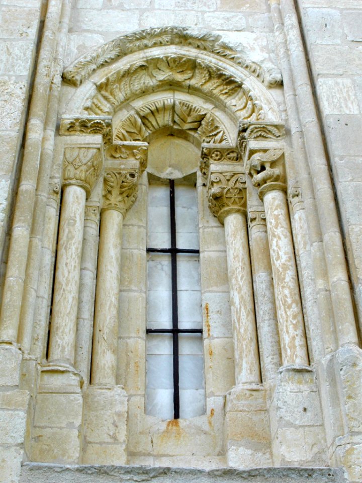 Añua_-_Iglesia_de_la_Natividad_de_Nuestra_Señora_09