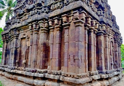 9th_century_Kancana_Gudi,_Biccavolu_Andhra_Pradesh_-_3