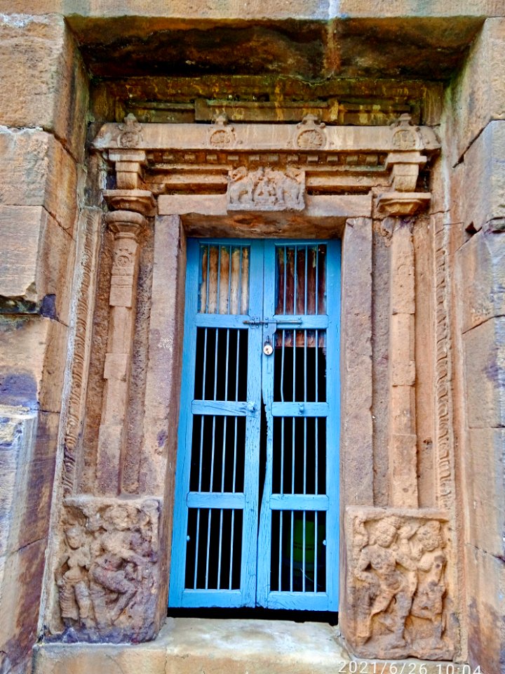 9th_century_Kancana_Gudi,_Biccavolu_Andhra_Pradesh_-_04