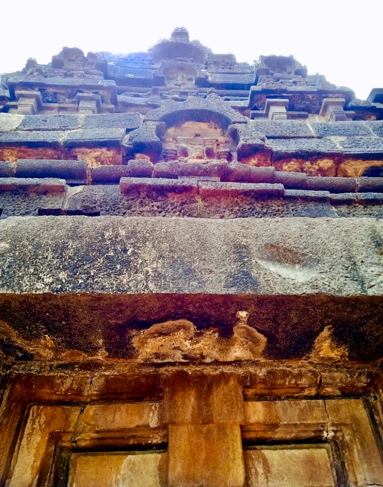 9th_century_Virabhadra_temple_kama_artha_dharma_scenes_on_vimana,_Biccavolu_Andhra_Pradesh_-_3