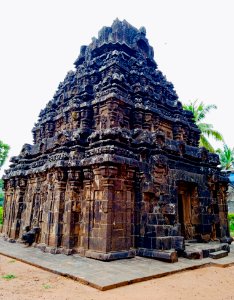 9th_century_Virabhadra_temple,_Biccavolu_Andhra_Pradesh_-_07