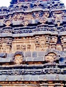 9th_century_Virabhadra_temple_kama_artha_dharma_scenes_on_vimana,_Biccavolu_Andhra_Pradesh_-_6