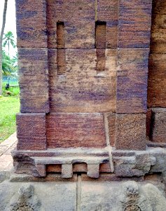 9th_century_Kancana_Gudi,_Biccavolu_Andhra_Pradesh_-_17