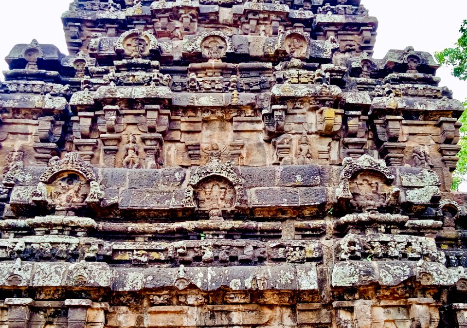 9th_century_Virabhadra_temple_kama_artha_dharma_scenes_on_vimana,_Biccavolu_Andhra_Pradesh_-_2