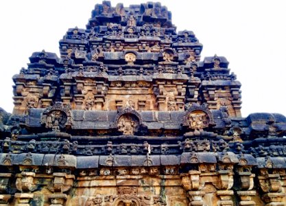 9th_century_Virabhadra_temple_kama_artha_dharma_scenes_on_vimana,_Biccavolu_Andhra_Pradesh_-_9