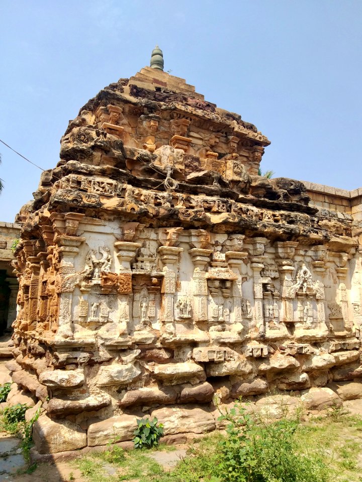 9th_century_Navalinga_temple,_Kukkanur,_Karnataka_India_-_48
