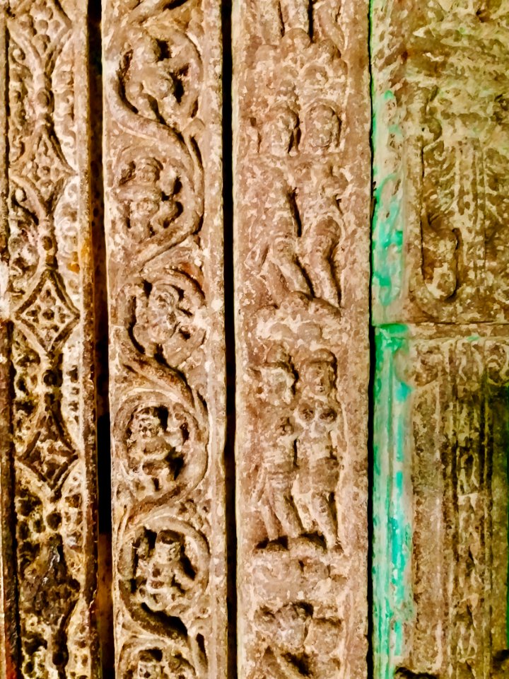 9th_century_Navalinga_temple,_Kukkanur,_Karnataka_India_-_41