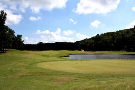 9th_Green_(west)_at_The_Ridges_at_Village_Creek_State_Park