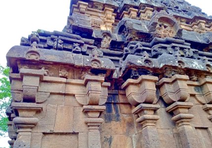 9th_century_Nakkula_temple,_Biccavolu_Andhra_Pradesh_-_2