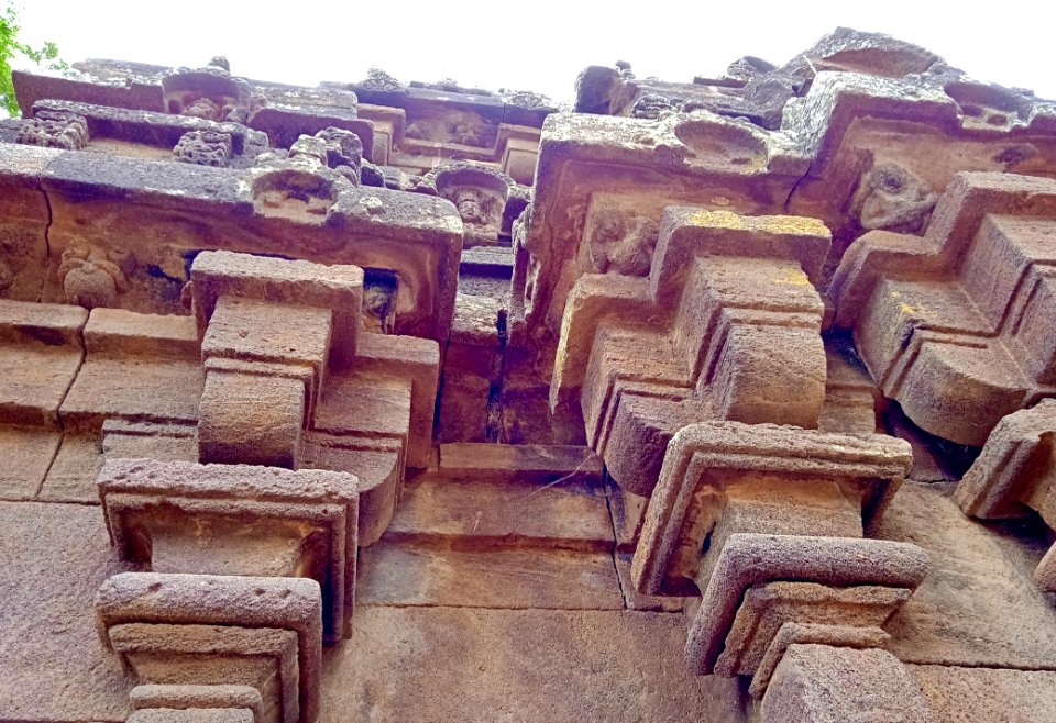 9th_century_Nakkula_temple,_Biccavolu_Andhra_Pradesh_-_20