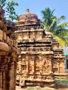9th_century_Navalinga_temple,_Kukkanur,_Karnataka_India_-_7