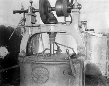 9x12_Centrifuge,_Bestanddeelnr_256-0213