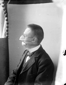 9x12_Stofmasker,_Bestanddeelnr_256-1191