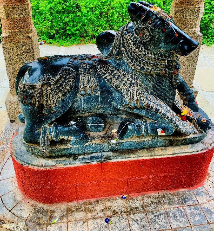 9th_to_13th_century_temple_parts_and_artwork,_Kolanupaka_museum,_Telangana_India_-_02
