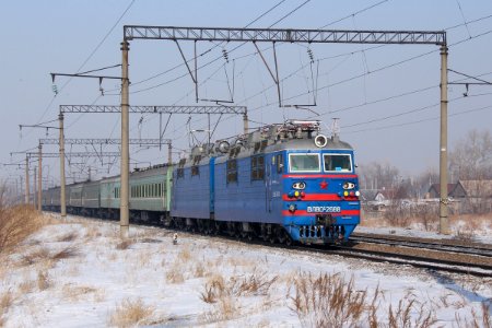 ВЛ80С-2688,_Казахстан,_Карагандинская_область,_перегон_Жана_Караганды_-_Майкудук_(Trainpix_216950)