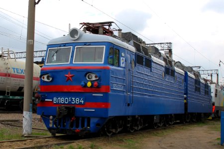 ВЛ80С-384,_Kazakhstan,_Karaganda_region,_Karaganda_depot_(Trainpix_161040)