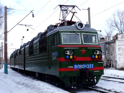 ВЛ80С-1337,_Kazakhstan,_Karaganda_region,_Karaganda_depot_(Trainpix_126979)