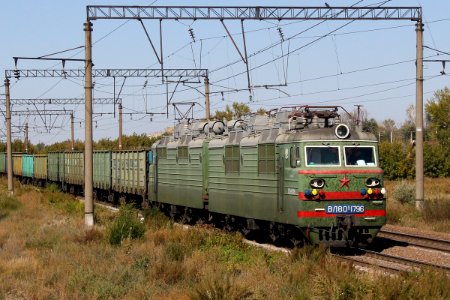 ВЛ80С-1796,_Казахстан,_Карагандинская_область,_перегон_Жана_Караганды_-_Майкудук_(Trainpix_174066)