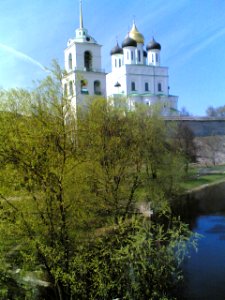 Вид_на_Кром_со_стороны_Псковы_05.11