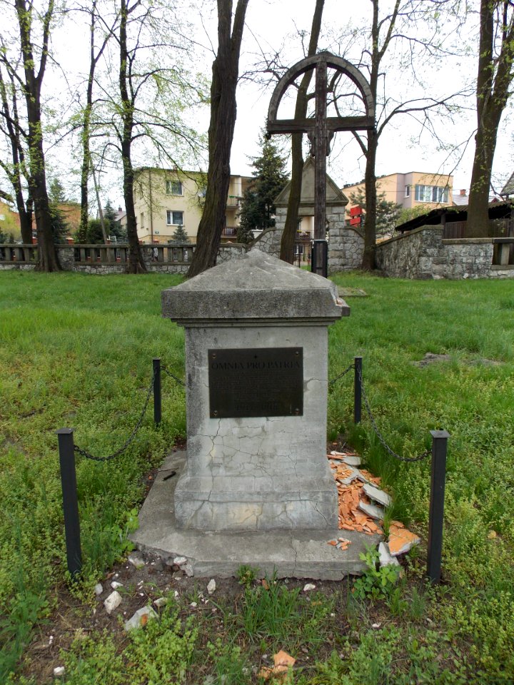 Воинское_кладбище_№_384_(1)