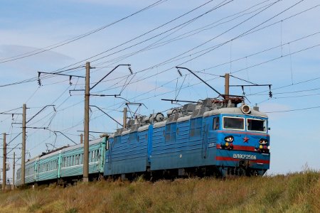 ВЛ80С-2566,_Казахстан,_Карагандинская_область,_перегон_Жана_Караганды_-_Майкудук_(Trainpix_174552)