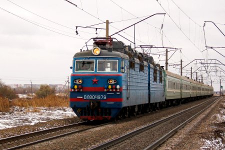 ВЛ80С-1979,_Казахстан,_Карагандинская_область,_перегон_Майкудук_-_Жана_Караганды_(Trainpix_210223)