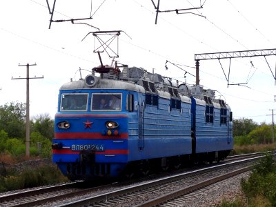 ВЛ80С-244,_Казахстан,_Карагандинская_область,_перегон_Жана_Караганды_-_Майкудук_(Trainpix_142174)
