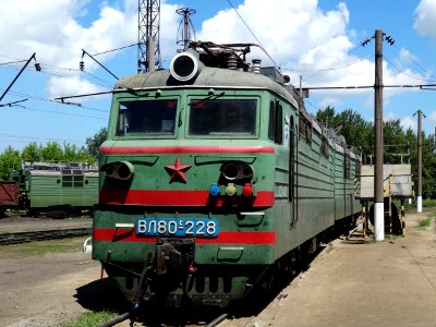 ВЛ80С-228,_Kazakhstan,_Karaganda_region,_Karaganda_depot_(Trainpix_133937)