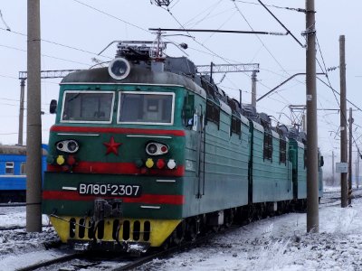 ВЛ80С-2307,_Kazakhstan,_Karaganda_region,_Karaganda_depot_(Trainpix_126083)