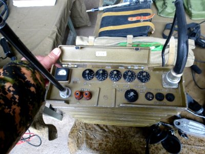 Радиостанция_Р-159._Вид_при_открытой_крышке