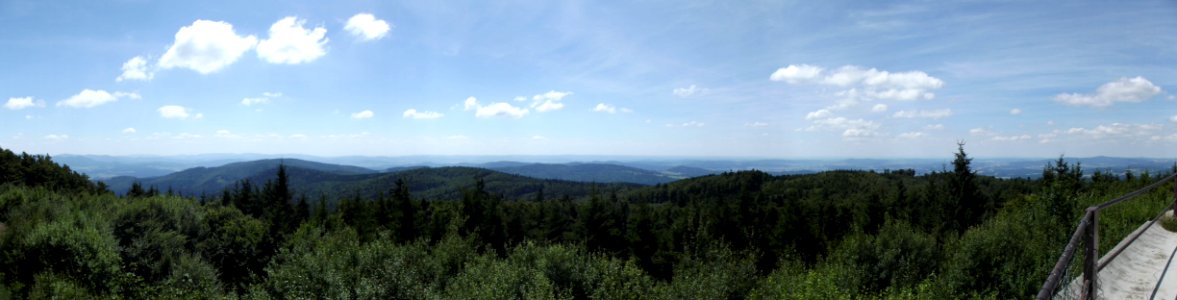 Čerchov_-_panorama_od_betonového_náspu