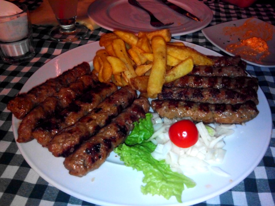 Ćevapčići_in_Montenegro