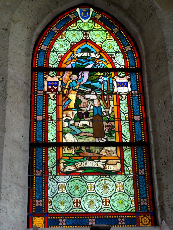 Église_Saint-Victor_d'Artenay_(Loiret)_vitrail_St.Jeanne_d'Arc_02