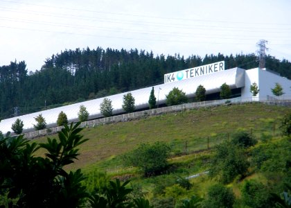 Éibar_-_Polo_Tecnológico,_IK4-Tekniker_y_CIC_marGUNE_1