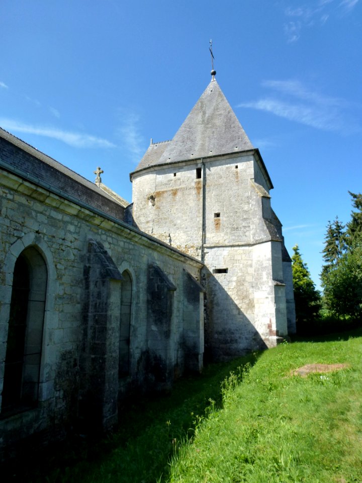 Église_Saint-Rémi_d'Aouste,_tour