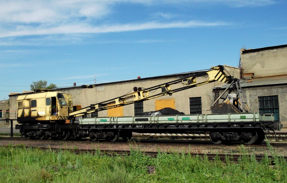 КЖДЭ16-344,_Казахстан,_Карагандинская_область,_депо_КПТУ_(Trainpix_34183)
