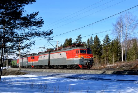 ВЛ10У-508,_Россия,_Челябинская_область,_перегон_Миасс-I_-_Кисегач_(Trainpix_189099)