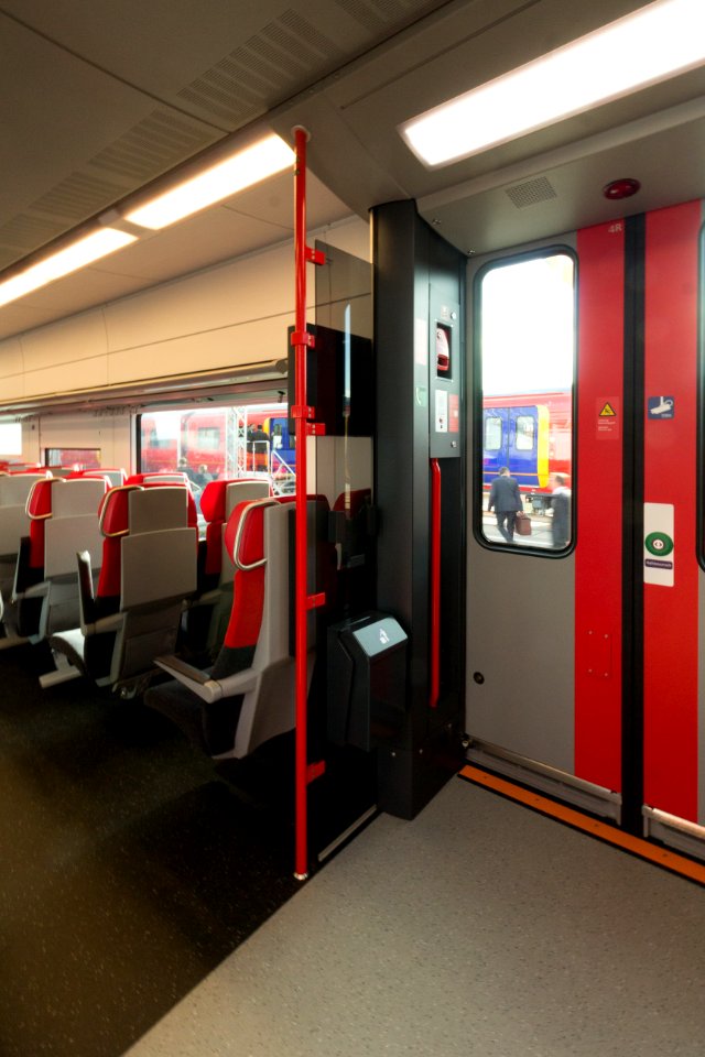 ÖBB_cityjet_ÖBB_4746_innen_(5)_-_innoTrans_2016