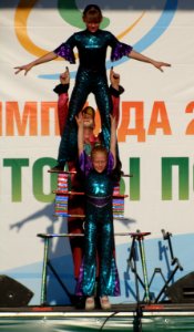 Цирк_Весар_(Архангельск)_на_Илимпиаде_в_Коряжме,_2011_(17)
