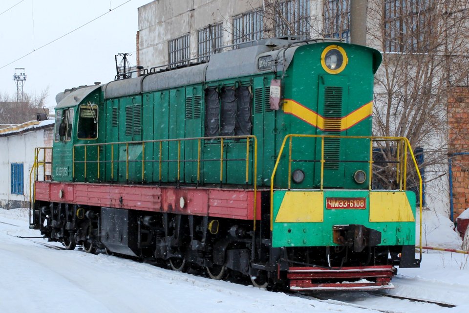 ЧМЭ3-6108,_Казахстан,_Карагандинская_область,_депо_Караганда-Сортировочная_(Trainpix_154088)
