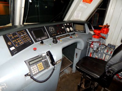 ЧС2К-907,_Россия,_Пензенская_область,_станция_Елюзань_(Trainpix_160133)