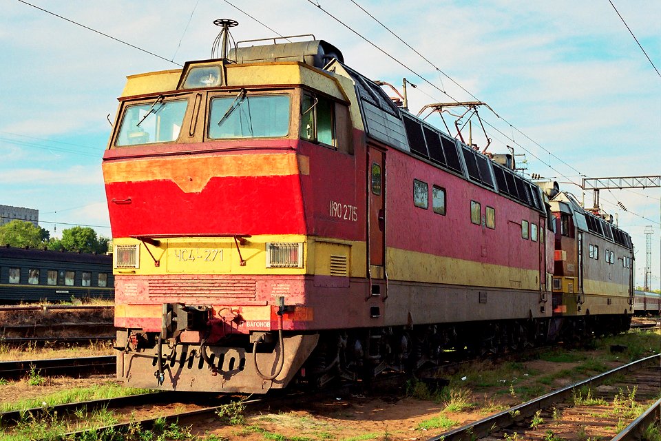 ЧС4Т-271,_Russia,_Kirov_region,_Kirov_depot_(Trainpix_164146)